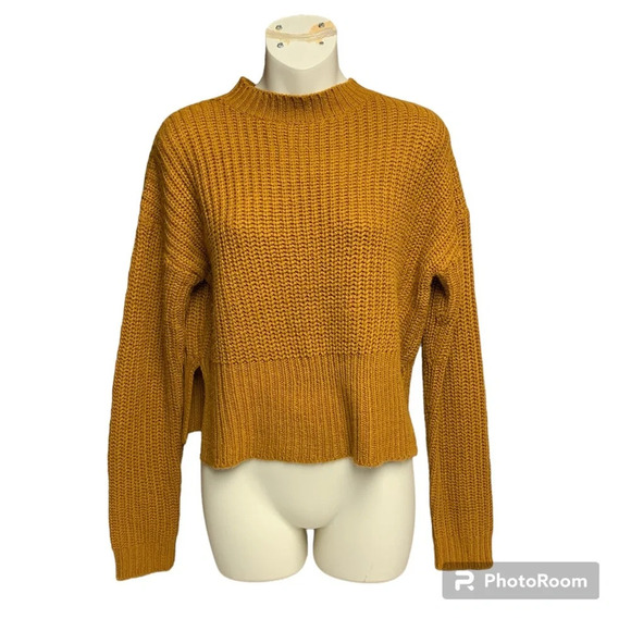 Love Change size medium dark mustard cropped sweater long sleeve - Picture 1 of 7